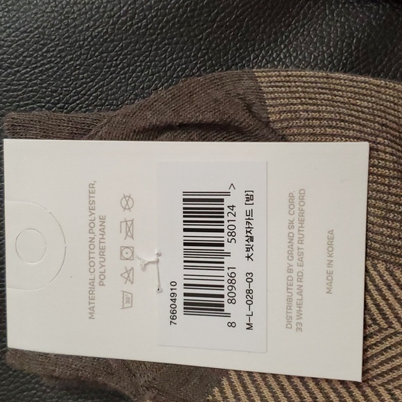 Three pairs of men's dress socks - Picture 2 of 6